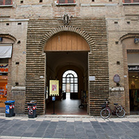 palazzo_ghini_ingresso_thumb_200_200.png 